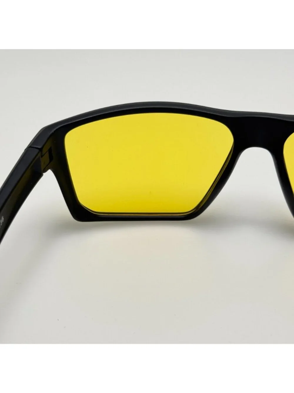 Titan Sunglasses Game On DK107 Blue Light 57-17-136